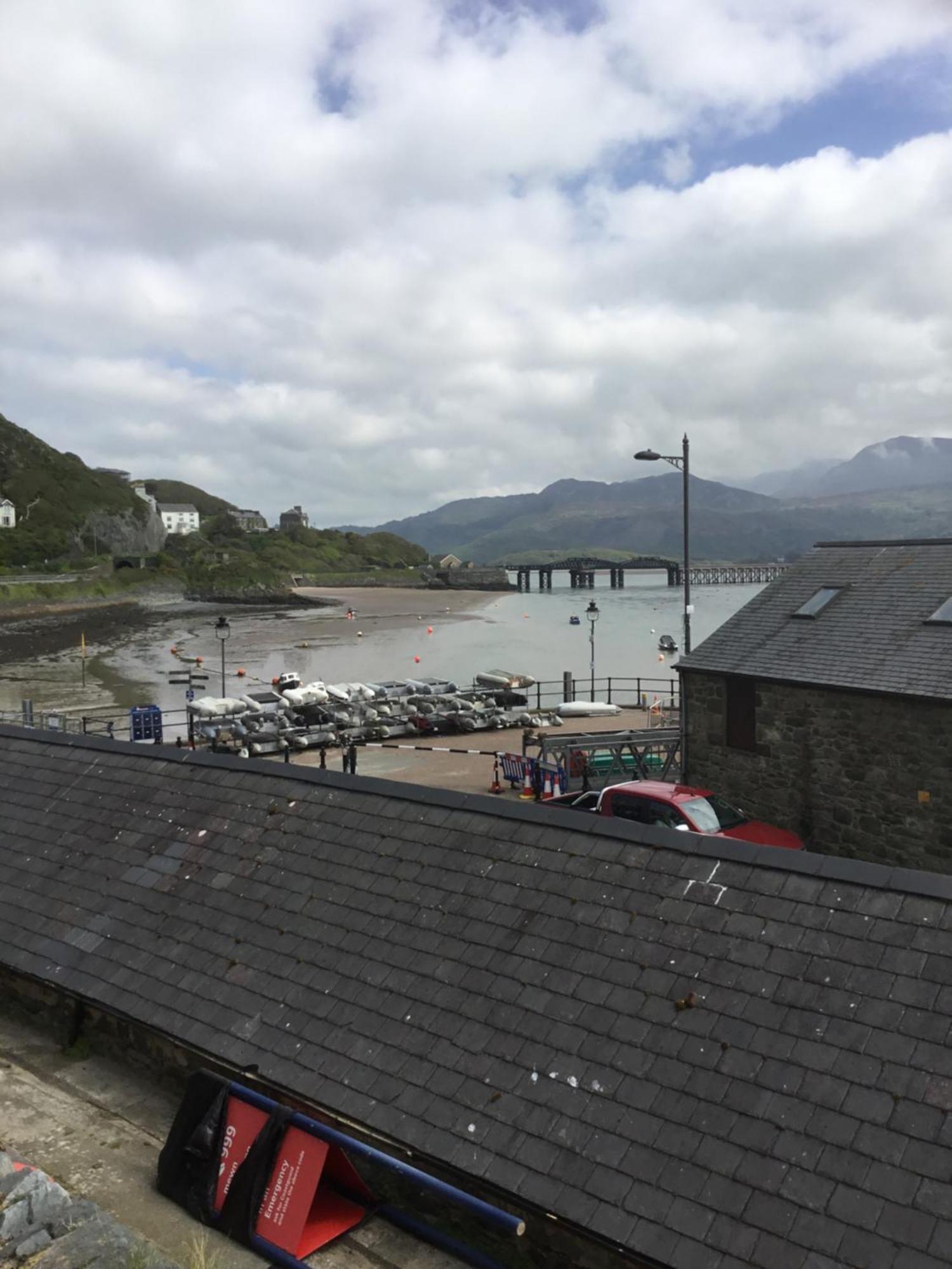 Villa Harbour House à Barmouth Extérieur photo