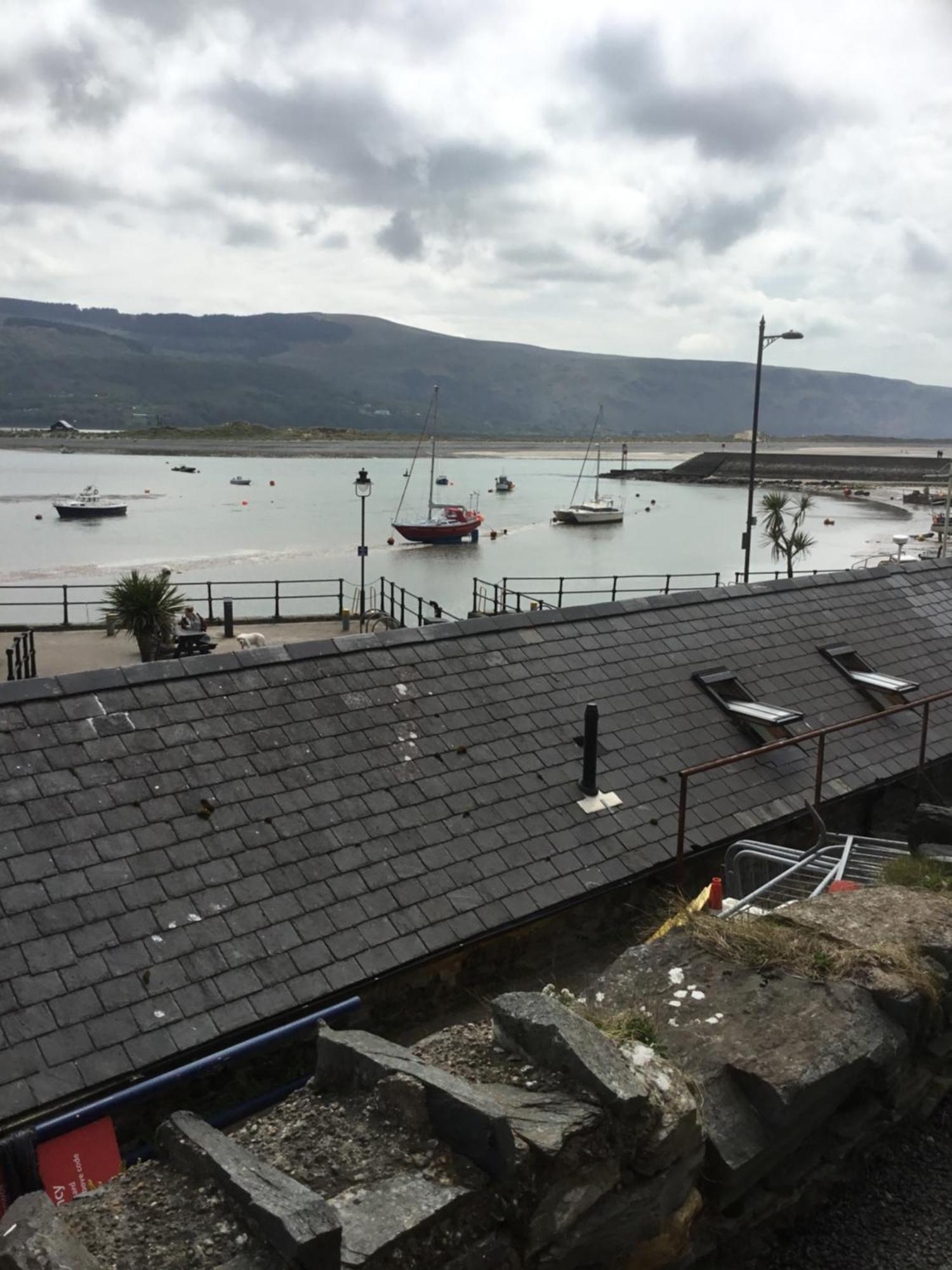 Villa Harbour House à Barmouth Extérieur photo